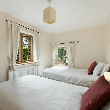 Ferienhaus Stable Barn At Pound Farm *